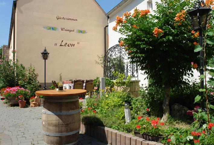Winzerzimmer - Weingut Tinhof Айзенштадт Екстер'єр фото